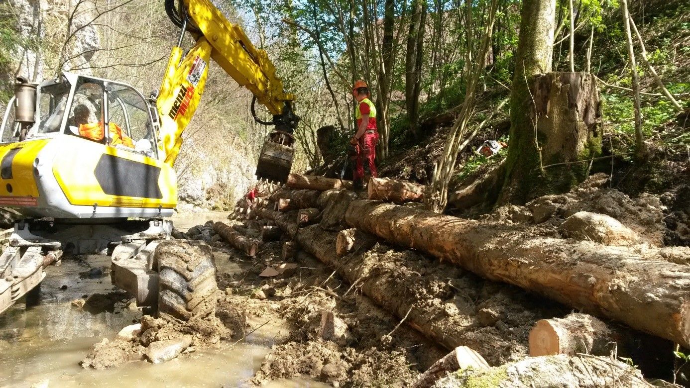 2014 Bachverbauung Welschenrohr